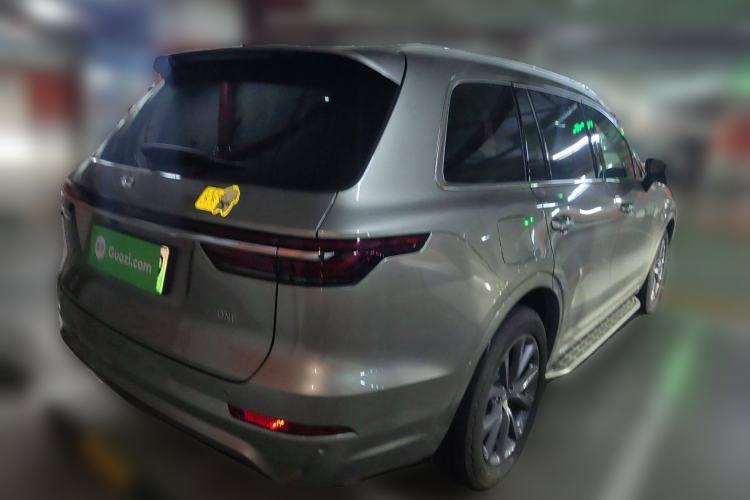 Used Li Auto ONE 2020 Extended-Range 6-Seater Version Rear Right 45 Deg