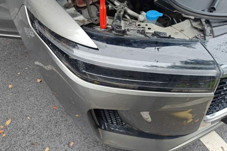 Used Li Auto ONE 2020 Extended-Range 6-Seater Version Right Front Headlight