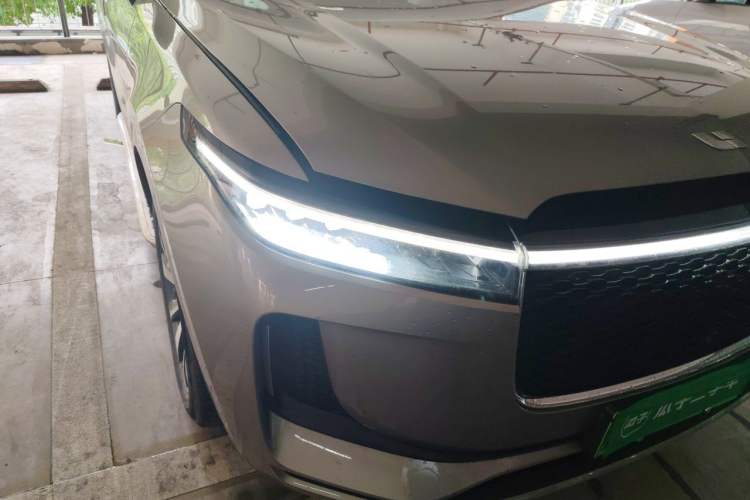 Used Li Auto ONE 2020 Extended-Range 6-Seater Version Right Front Headlight