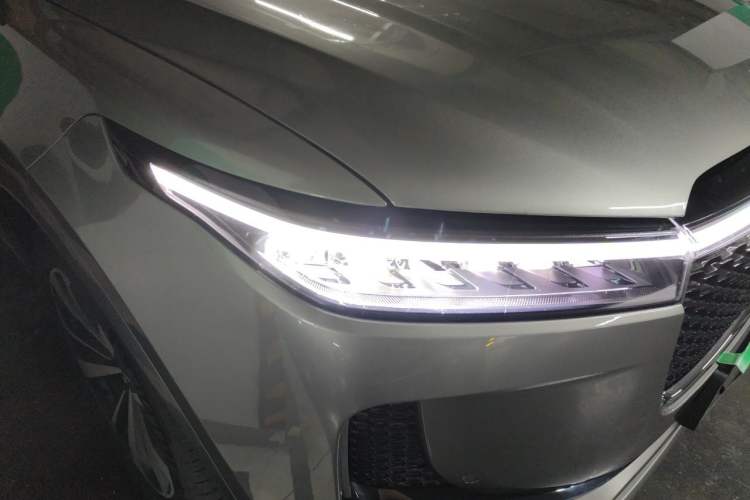 Used Li Auto ONE 2020 Extended-Range 6-Seater Version Right Front Headlight