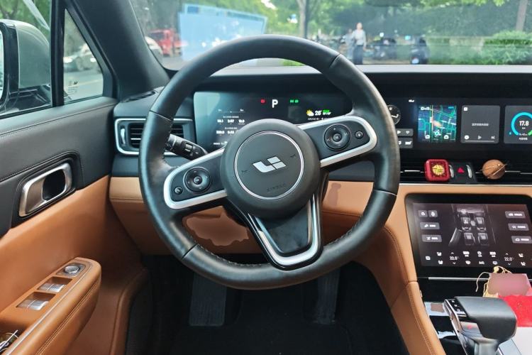Used Li Auto ONE 2020 Extended-Range 6-Seater Version Steering Wheel