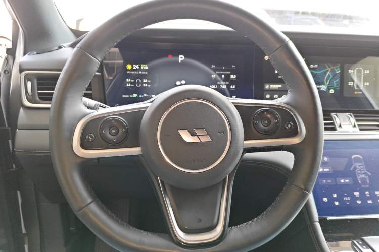 Used Li Auto ONE 2020 Extended-Range 6-Seater Version Steering Wheel
