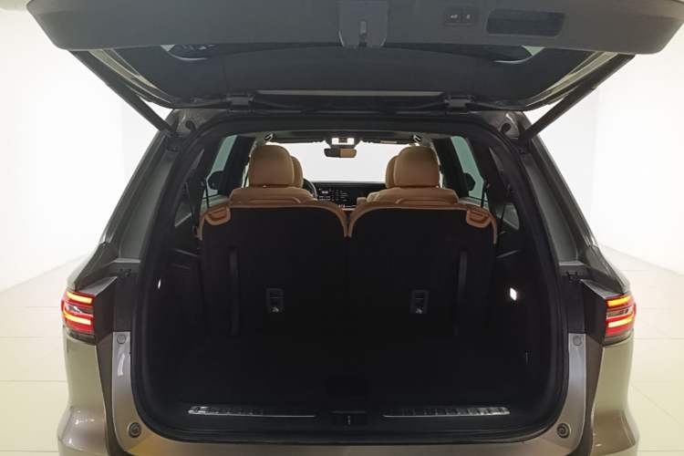 Used Li Auto ONE 2020 Extended-Range 6-Seater Version Trunk