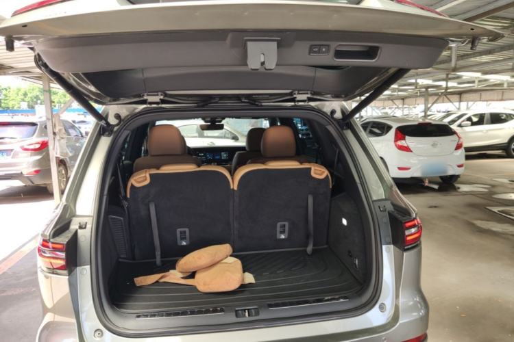 Used Li Auto ONE 2020 Extended-Range 6-Seater Version Trunk