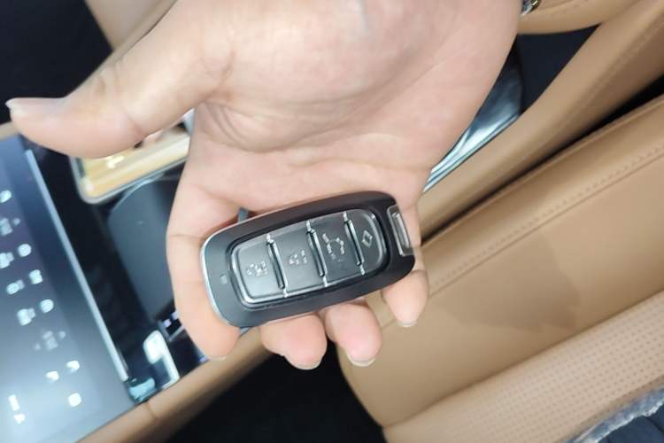 Used Li Auto ONE 2020 Extended-Range 6-Seater Version Vehicle Key