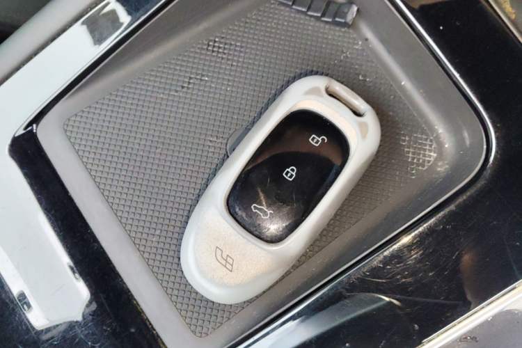 Used Li Auto ONE 2020 Range-Extended 7-Seater Version Vehicle Key