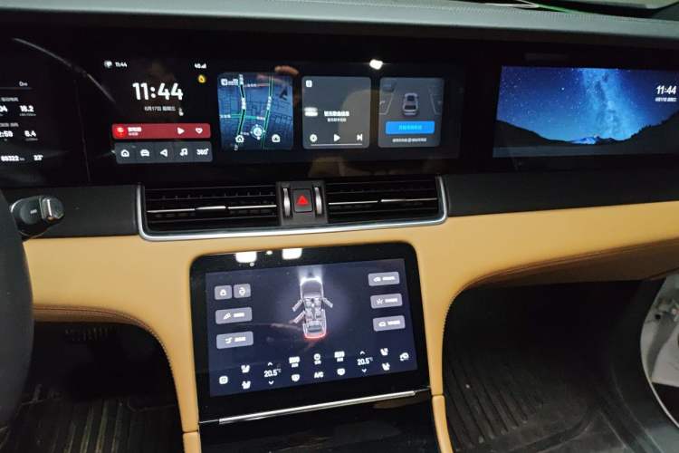Used Li Auto ONE 2020 Extended-Range 6-Seater Version Audio And AC Panel