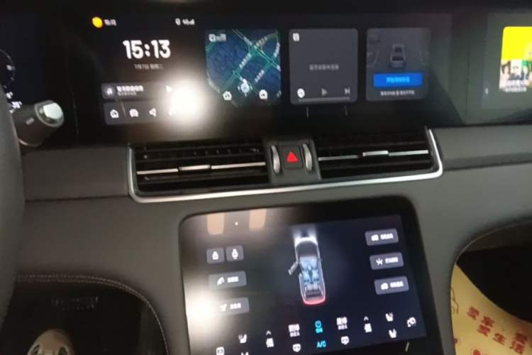 Used Li Auto ONE 2020 Extended-Range 6-Seater Version Audio And AC Panel