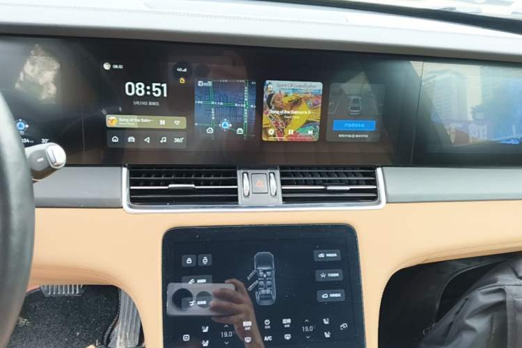 Used Li Auto ONE 2020 Extended-Range 6-Seater Version Audio And AC Panel
