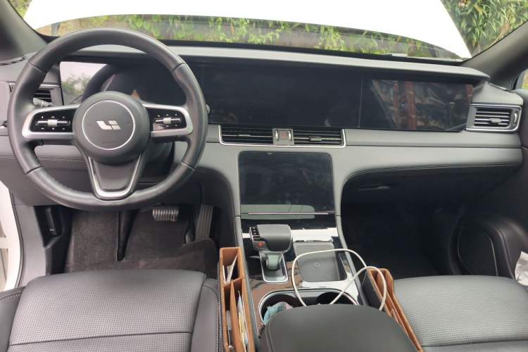 Used Li Auto ONE 2020 Extended-Range 6-Seater Version Center Console