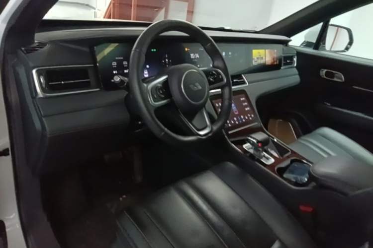Used Li Auto ONE 2020 Extended-Range 6-Seater Version Center Console