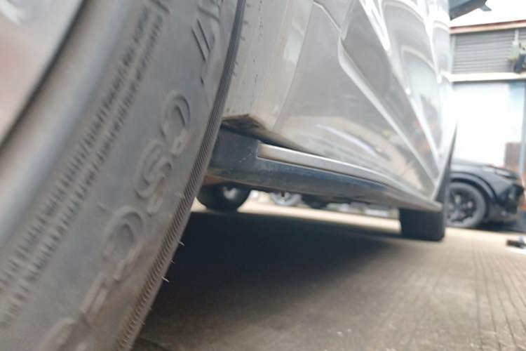 Used Li Auto ONE 2020 Extended-Range 6-Seater Version Chassis Rear Right