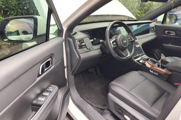 Used Li Auto ONE 2020 Extended-Range 6-Seater Version Driver Seat