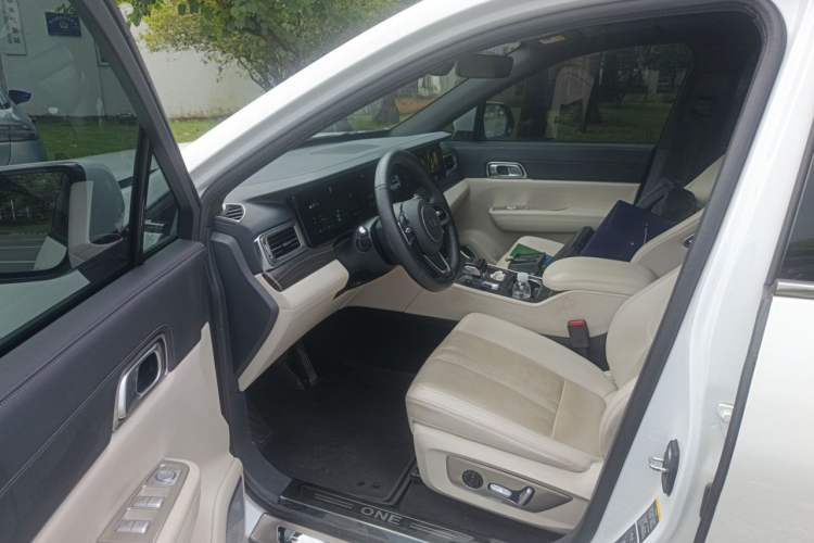Used Li Auto ONE 2020 Range-Extended 7-Seater Version Driver Seat