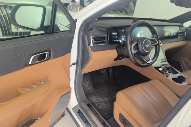 Used Li Auto ONE 2020 Extended-Range 6-Seater Version Driver Seat
