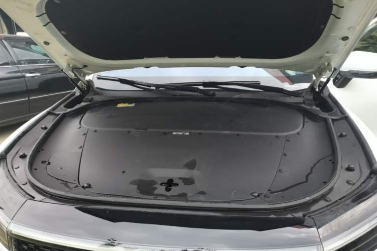 Used Li Auto ONE 2020 Extended-Range 6-Seater Version Engine Bay