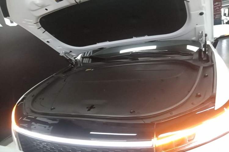 Used Li Auto ONE 2020 Extended-Range 6-Seater Version Engine Bay