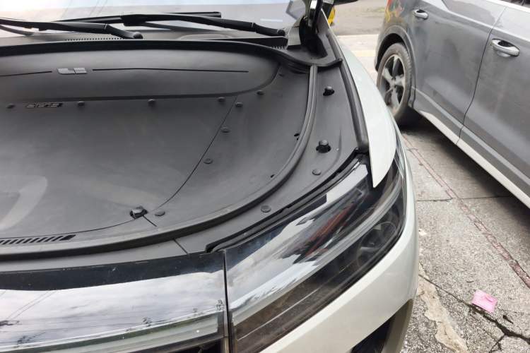 Used Li Auto ONE 2020 Extended-Range 6-Seater Version Engine Bay Left