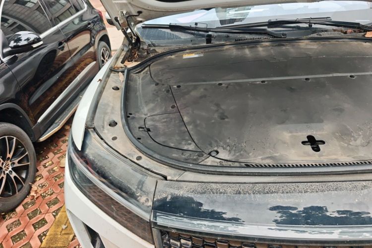 Used Li Auto ONE 2020 Extended-Range 6-Seater Version Engine Bay Right