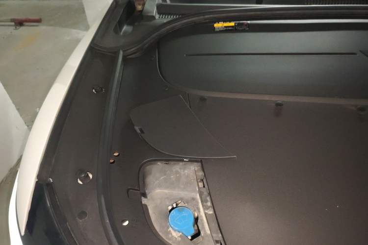 Used Li Auto ONE 2020 Extended-Range 6-Seater Version Engine Bay Right
