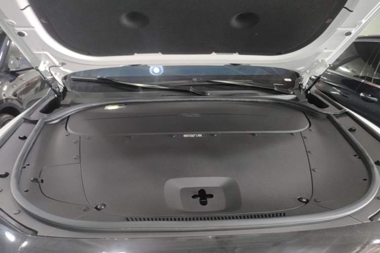 Used Li Auto ONE 2020 Extended-Range 6-Seater Version Engine Bay