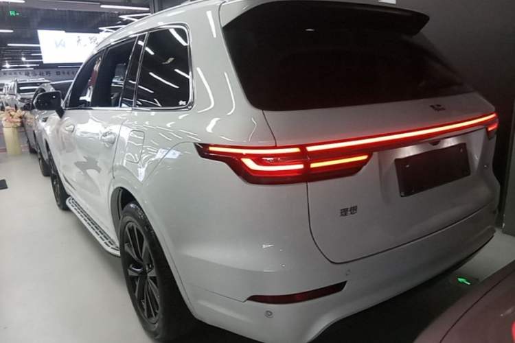 Used Li Auto ONE 2020 Extended-Range 6-Seater Version Exterior 2