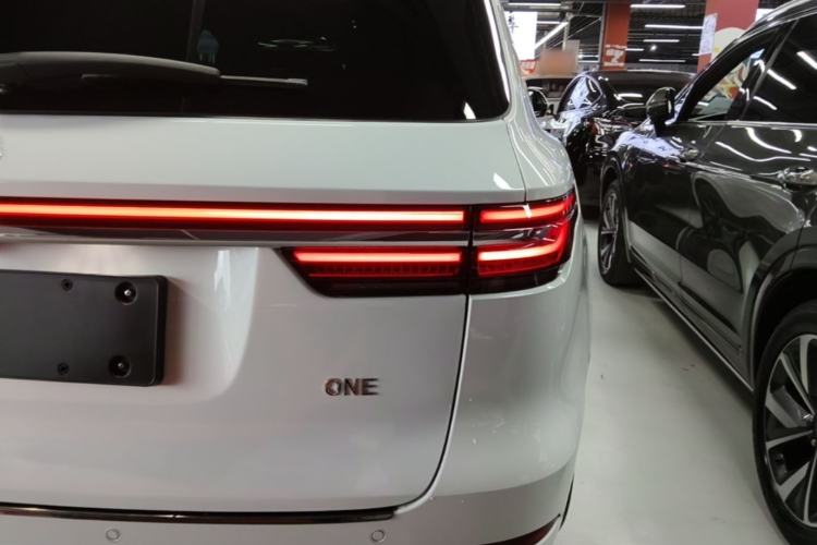 Used Li Auto ONE 2020 Extended-Range 6-Seater Version Exterior 3