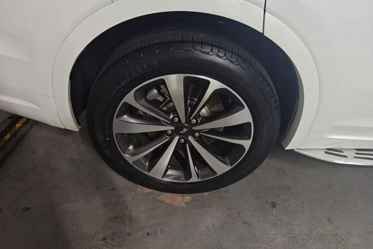 Used Li Auto ONE 2020 Extended-Range 6-Seater Version Exterior 5