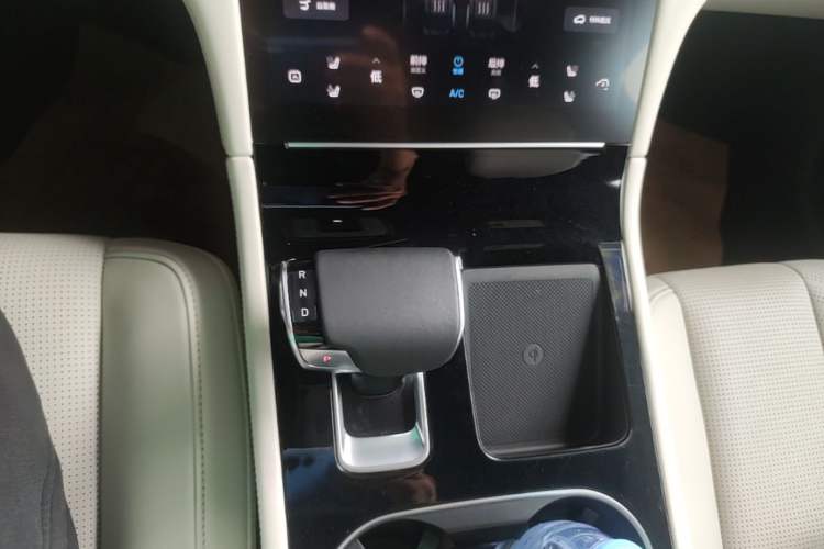 Used Li Auto ONE 2020 Extended-Range 6-Seater Version Gear Lever