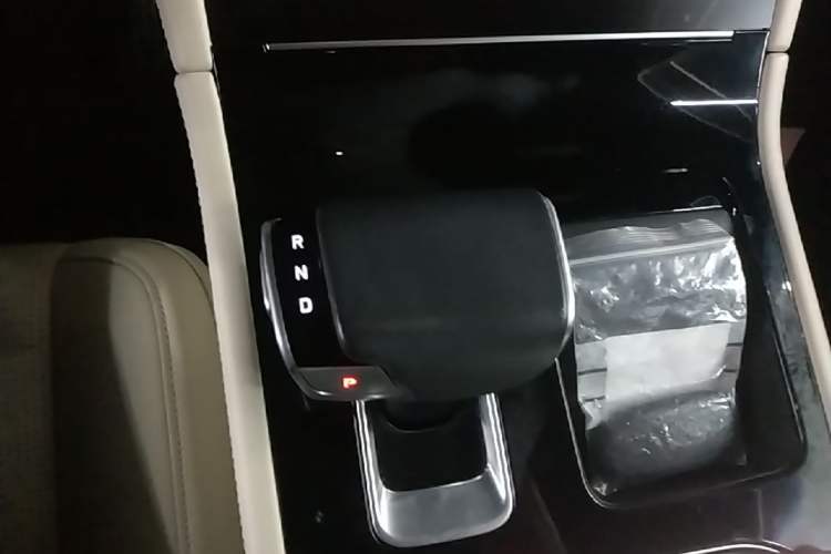 Used Li Auto ONE 2020 Extended-Range 6-Seater Version Gear Lever