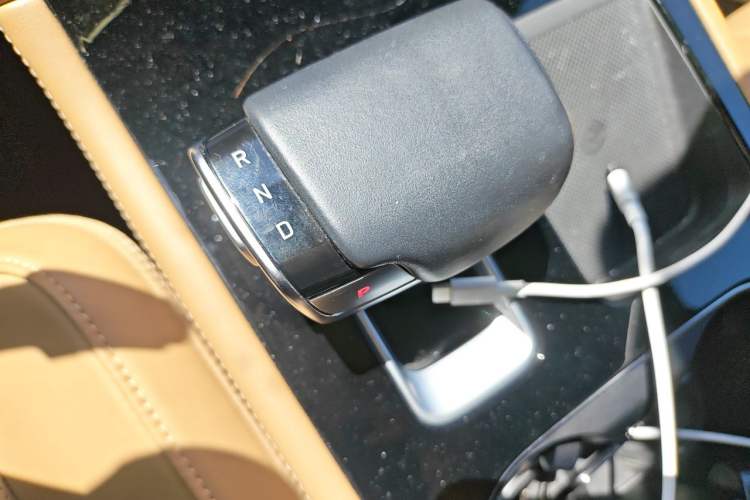 Used Li Auto ONE 2020 Extended-Range 6-Seater Version Gear Lever