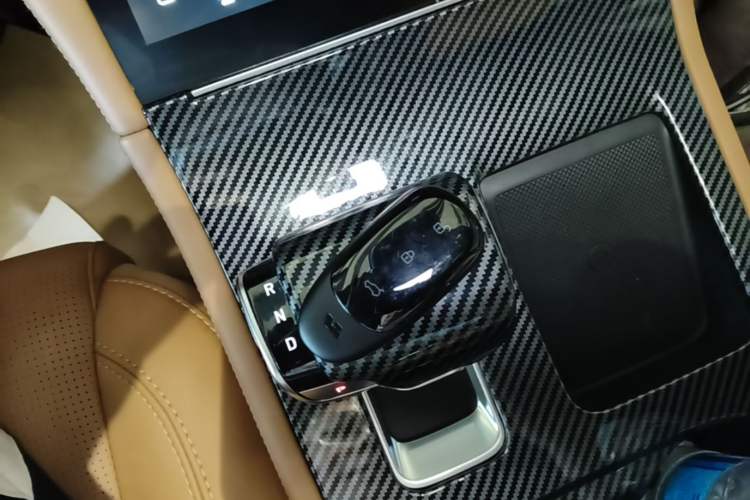 Used Li Auto ONE 2020 Extended-Range 6-Seater Version Interior 1
