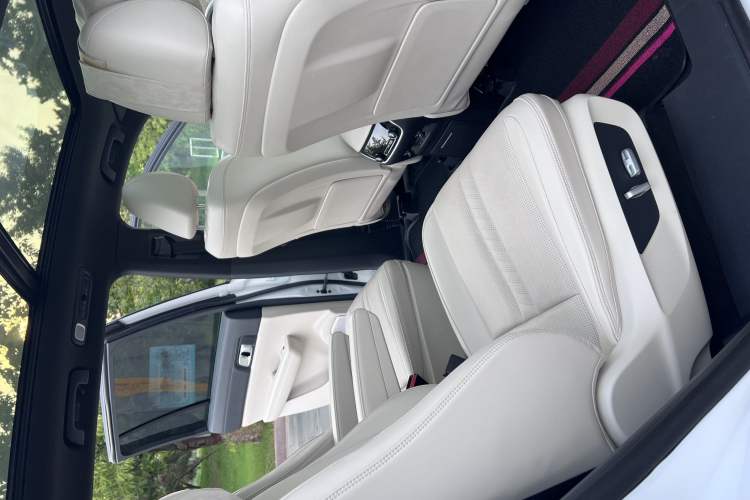 Used Li Auto ONE 2020 Extended-Range 6-Seater Version Interior 15