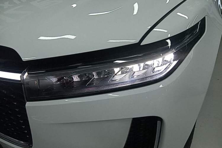 Used Li Auto ONE 2020 Extended-Range 6-Seater Version Left Front Headlight