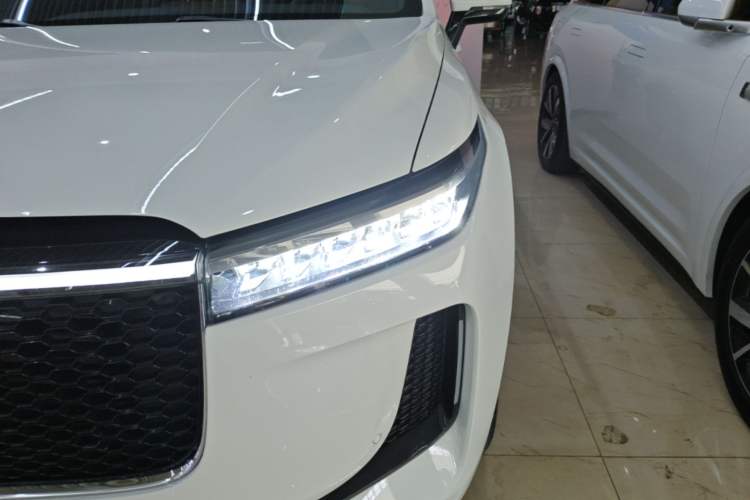 Used Li Auto ONE 2020 Range-Extended 7-Seater Version Left Front Headlight