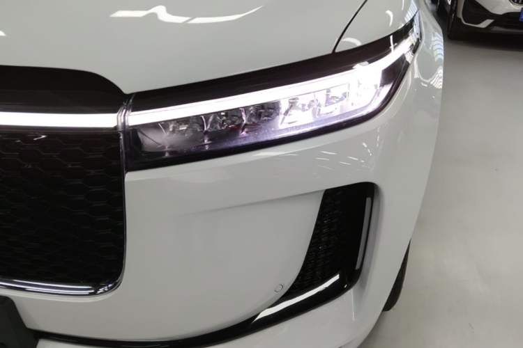 Used Li Auto ONE 2020 Extended-Range 6-Seater Version Left Front Headlight