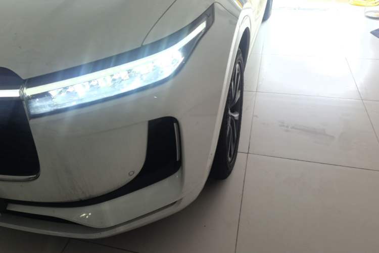 Used Li Auto ONE 2020 Extended-Range 6-Seater Version Left Front Headlight