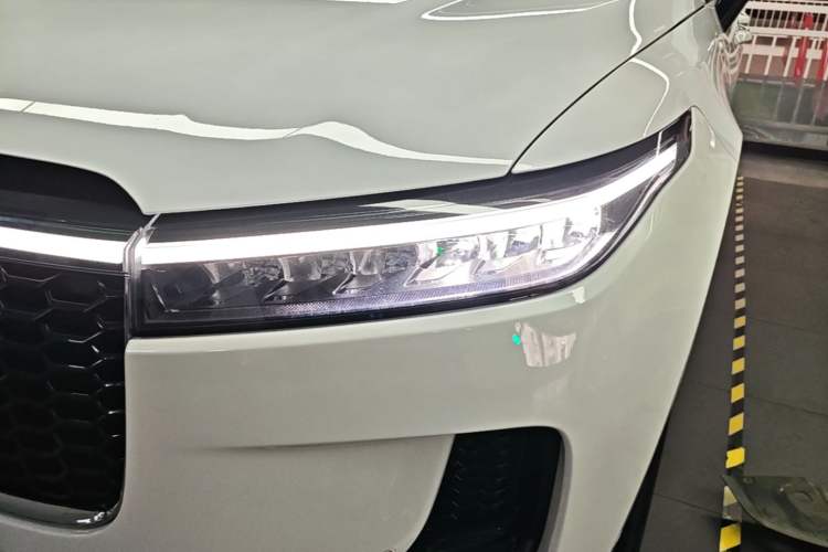 Used Li Auto ONE 2020 Extended-Range 6-Seater Version Left Front Headlight