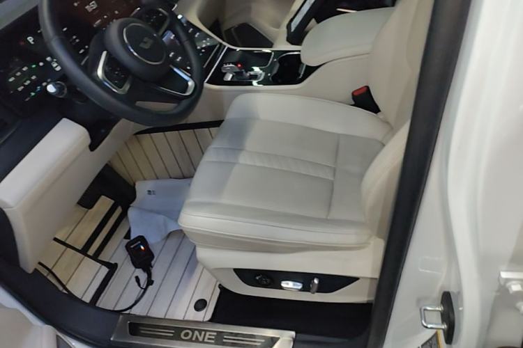 Used Li Auto ONE 2020 Extended-Range 6-Seater Version Left Front Seat