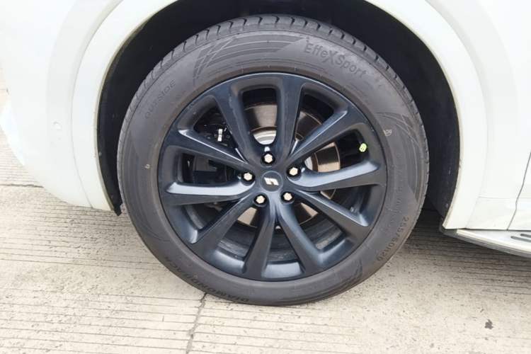 Used Li Auto ONE 2020 Extended-Range 6-Seater Version Left Front Wheel Hub