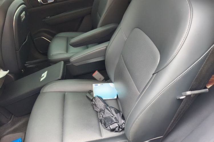 Used Li Auto ONE 2020 Extended-Range 6-Seater Version Left Rear Seat