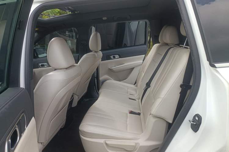 Used Li Auto ONE 2020 Range-Extended 7-Seater Version Left Rear Seat