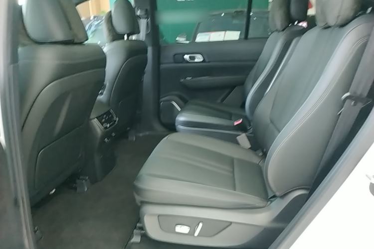 Used Li Auto ONE 2020 Extended-Range 6-Seater Version Left Rear Seat