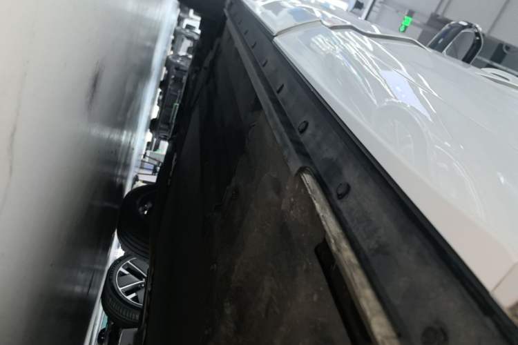 Used Li Auto ONE 2020 Extended-Range 6-Seater Version Left Side Sill