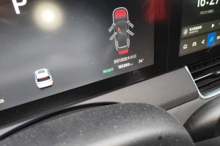 Used Li Auto ONE 2020 Extended-Range 6-Seater Version Odometer Close Up