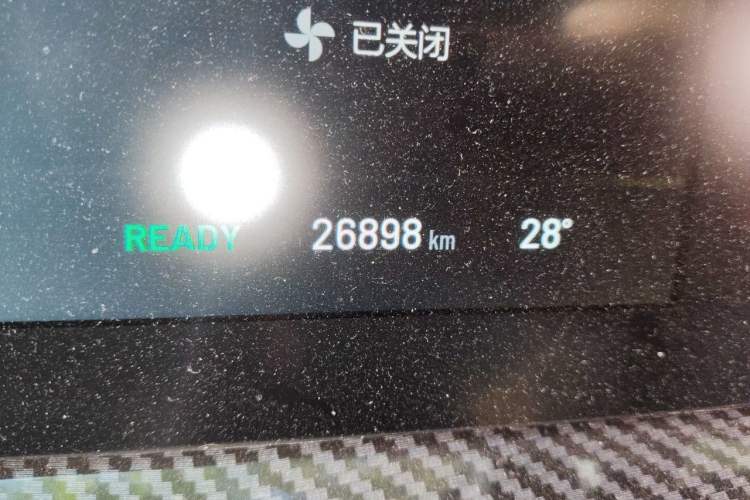 Used Li Auto ONE 2020 Extended-Range 6-Seater Version Odometer Close Up