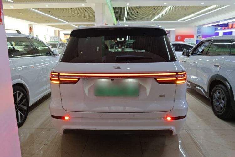 Used Li Auto ONE 2020 Range-Extended 7-Seater Version Rear