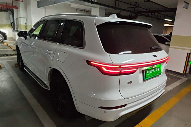 Used Li Auto ONE 2020 Extended-Range 6-Seater Version Rear Left 45 Deg