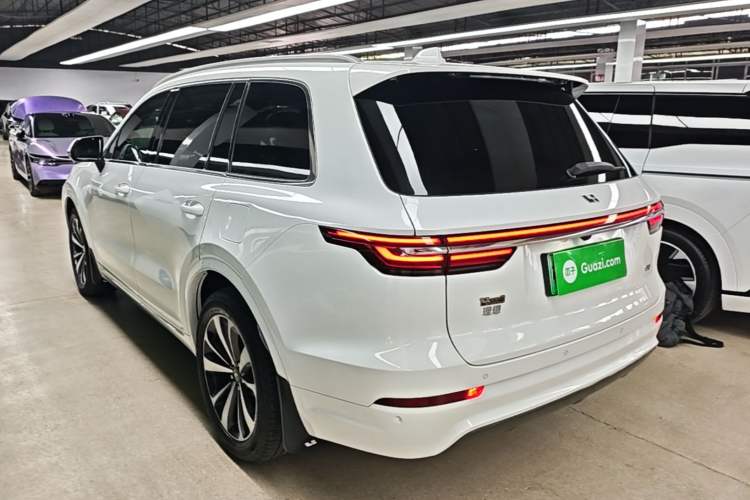 Used Li Auto ONE 2020 Extended-Range 6-Seater Version Rear Left 45 Deg