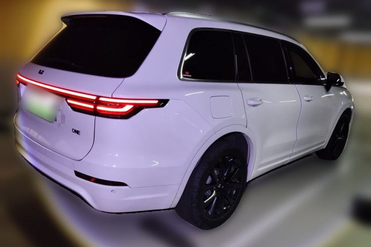 Used Li Auto ONE 2020 Extended-Range 6-Seater Version Rear Right 45 Deg